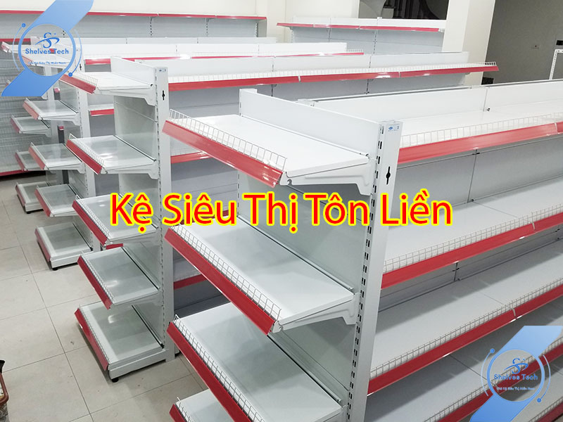 Kệ siêu thị tôn liền bày bán sản phẩm